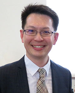 Dr Julian Ng